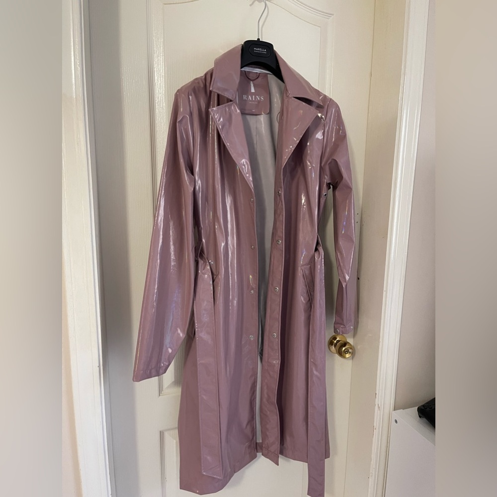 Rains trench coat good condition wear once or twice